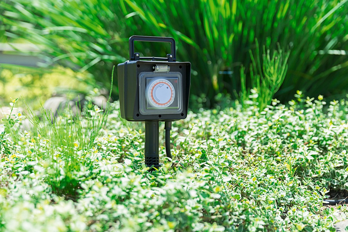 HEITRONIC - 2-fach Energieverteiler DUBAI mit Zeitschaltuhr