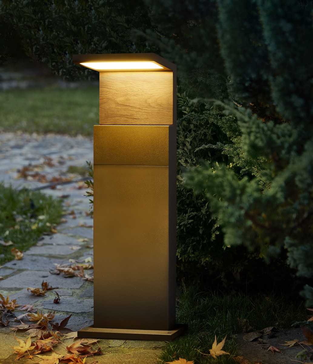 LED-Sockelleuchte MANAO 600mm anthrazit mit Holzdekor